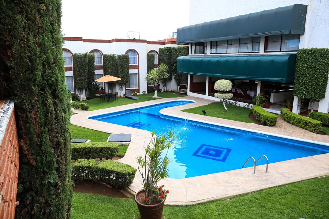 Hotel & Suites Villa Del Sol Morelia Zewnętrze zdjęcie