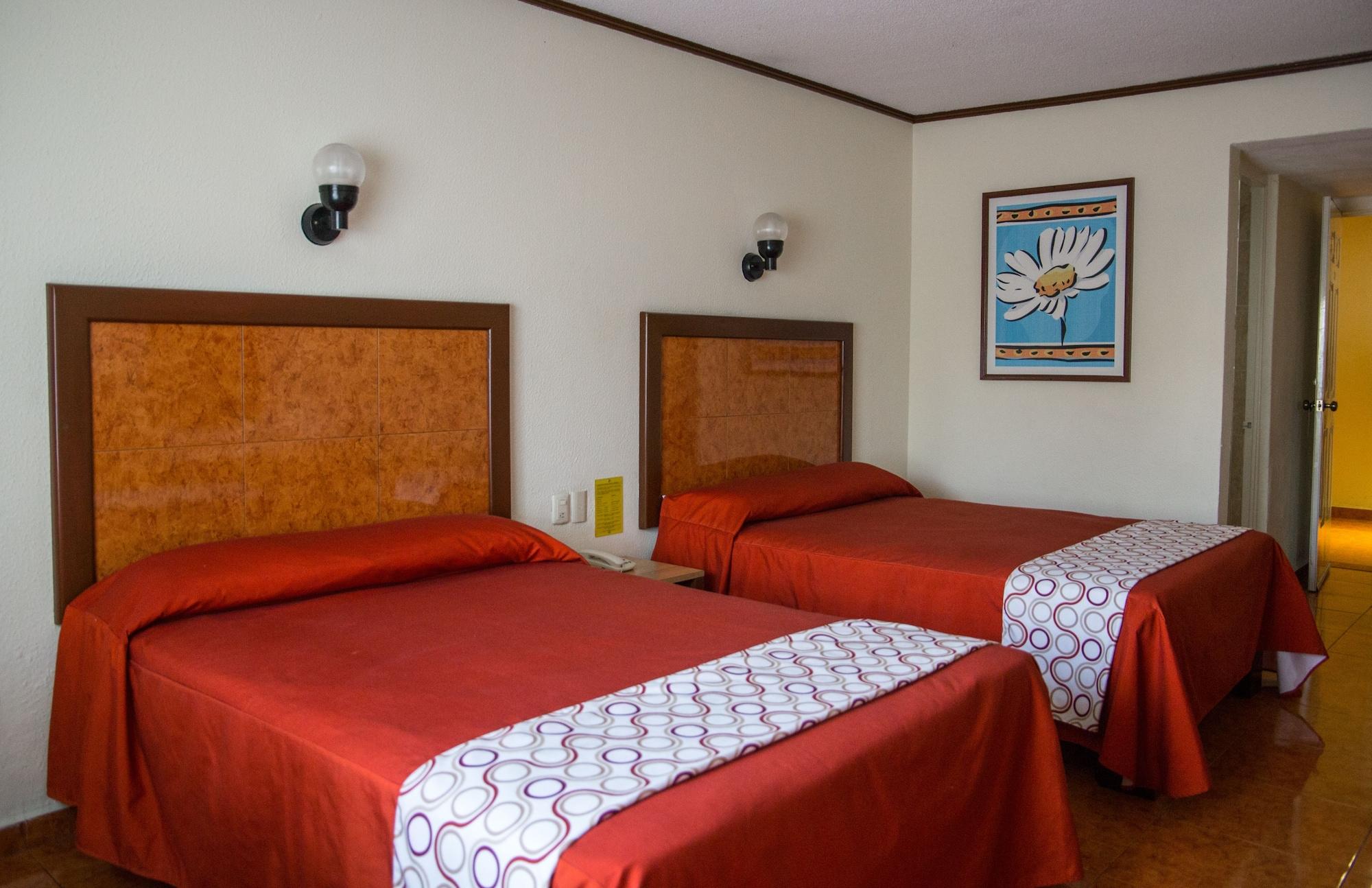 Hotel & Suites Villa Del Sol Morelia Zewnętrze zdjęcie
